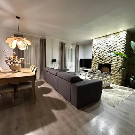 Casa Magnolia, Calma Entre Bilbao Y Santander * Lusa